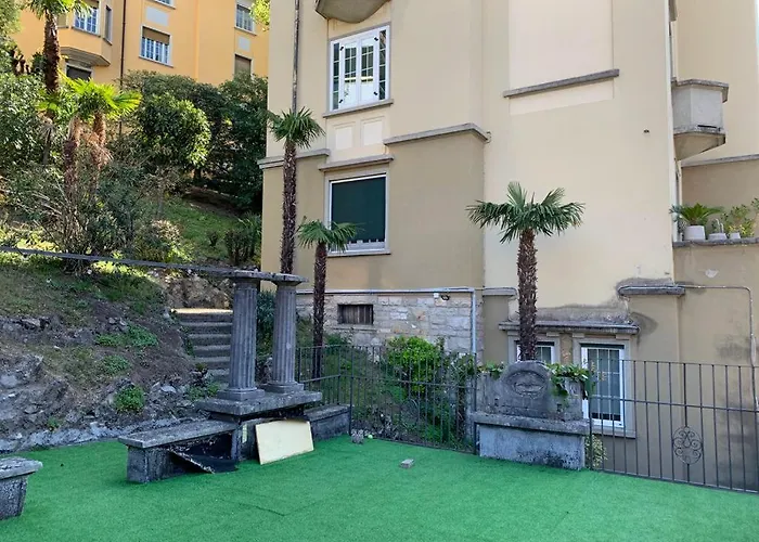 Apartment Crispi 7 *