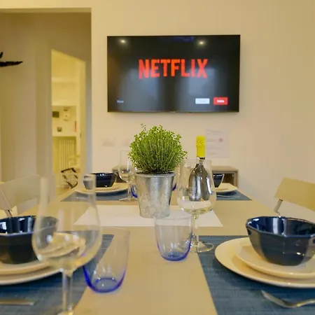 شقة Crispi 7 كومو